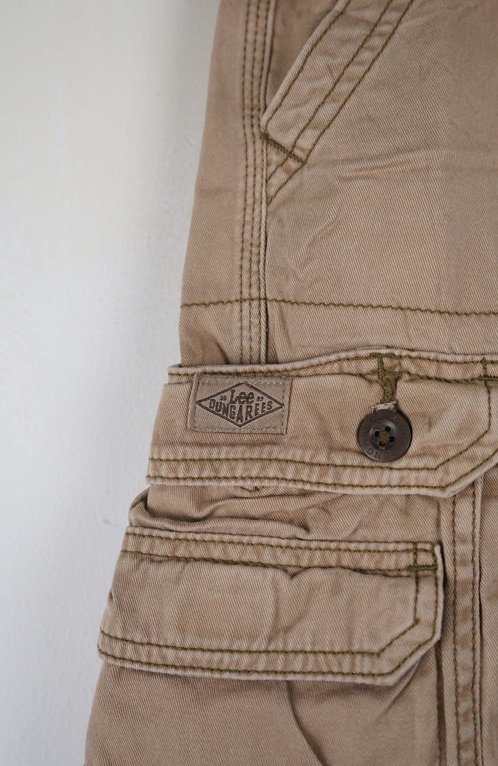 VINTAGE LEE DUNGAREES CARGO SHORTS W30