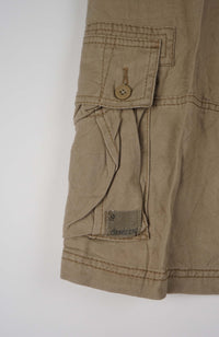 VINTAGE LEVI'S CARGO SHORTS W35