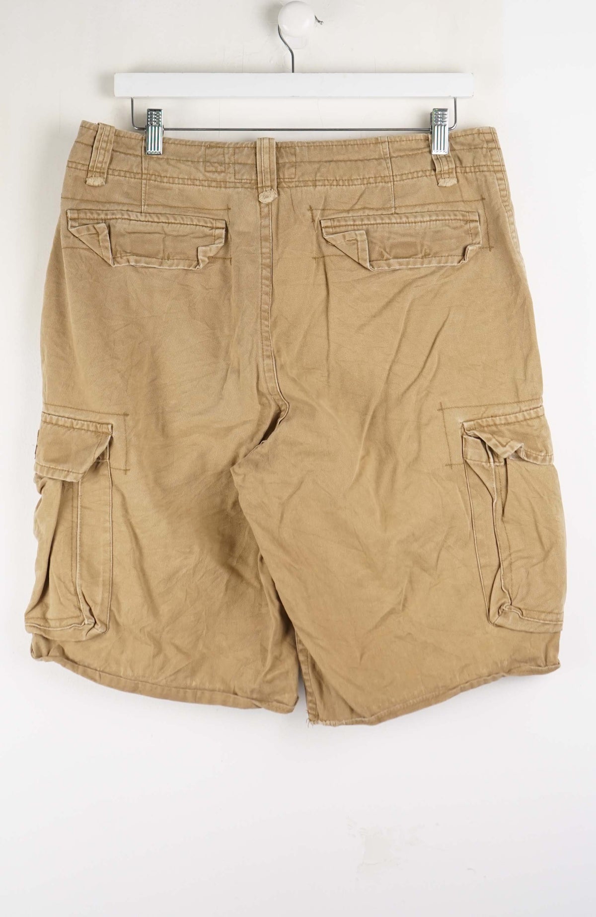 VINTAGE AEROPOSTALE CARGO SHORTS W34