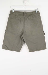 VINTAGE WRANGLER CARGO SHORTS W31