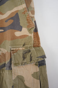 VINTAGE GAP CAMO CARGO SHORTS W36