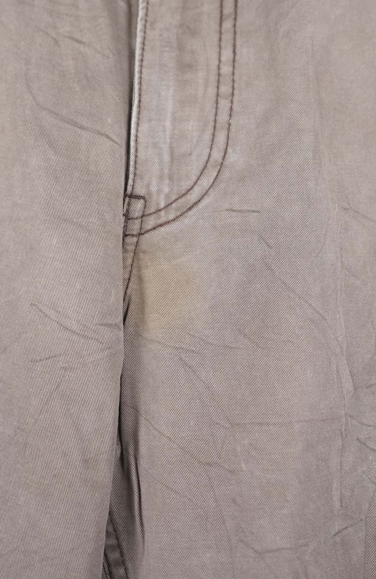 VINTAGE LEVI'S CARGO SHORTS W30