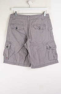 VINTAGE LEVIS CARGO SHORTS W31