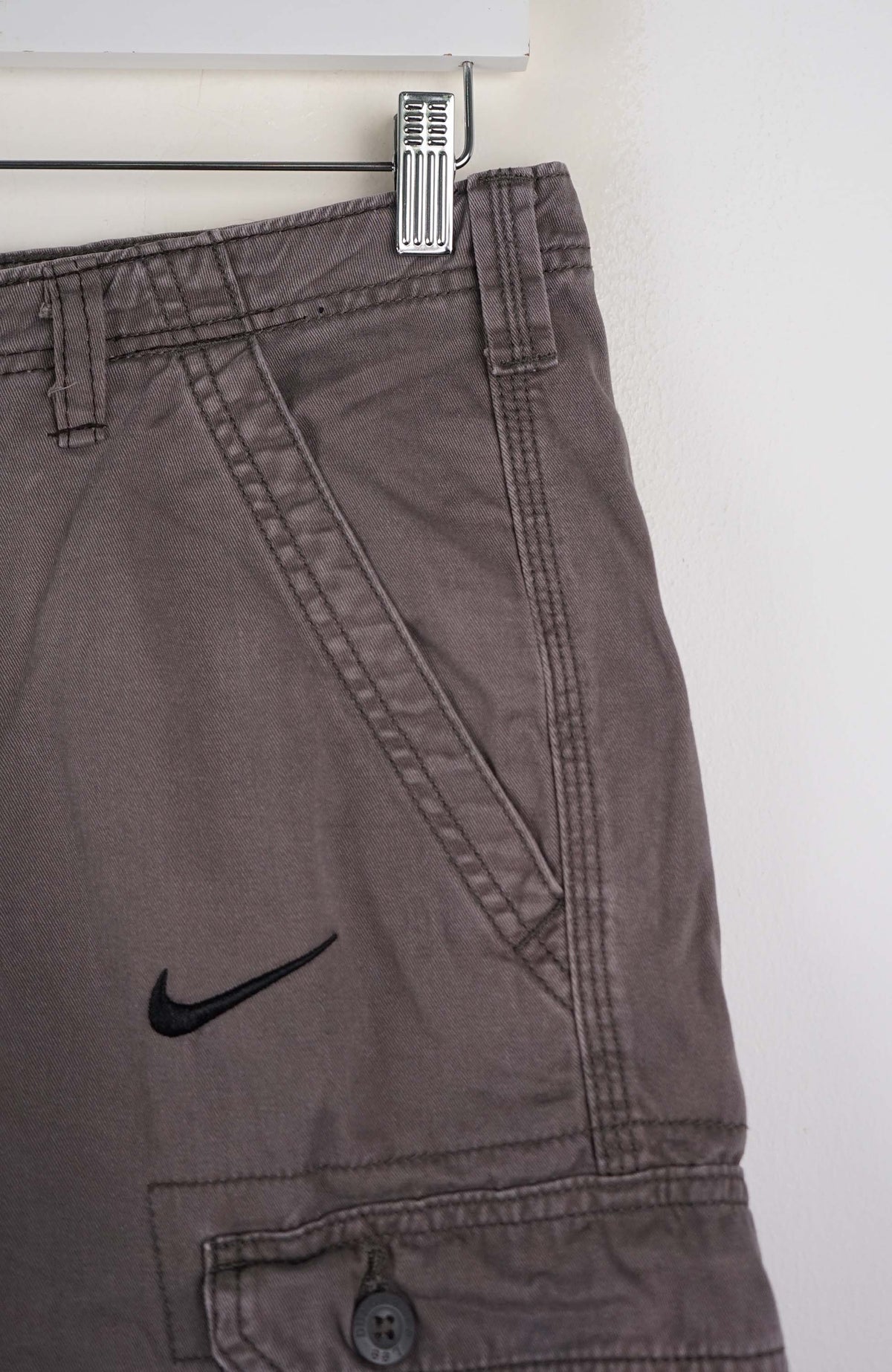 VINTAGE REWORK CARGO SHORTS W32