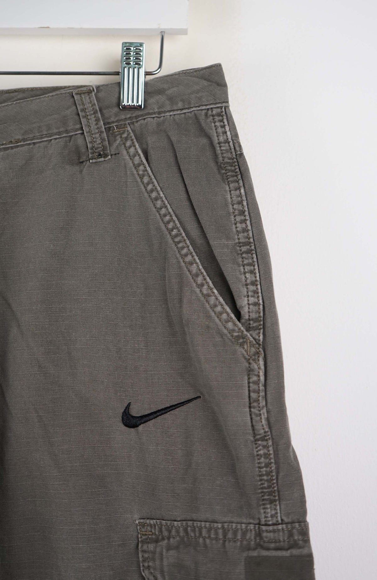 VINTAGE REWORK CARGO SHORTS W34