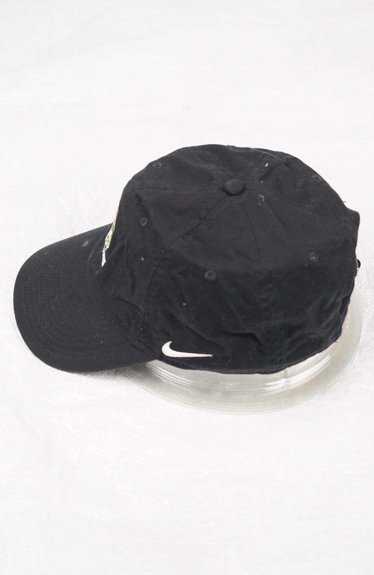VINTAGE NIKE CANCER HAT