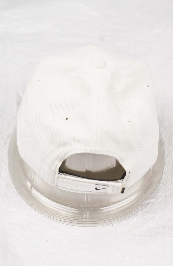 VINTAGE NIKE HAT