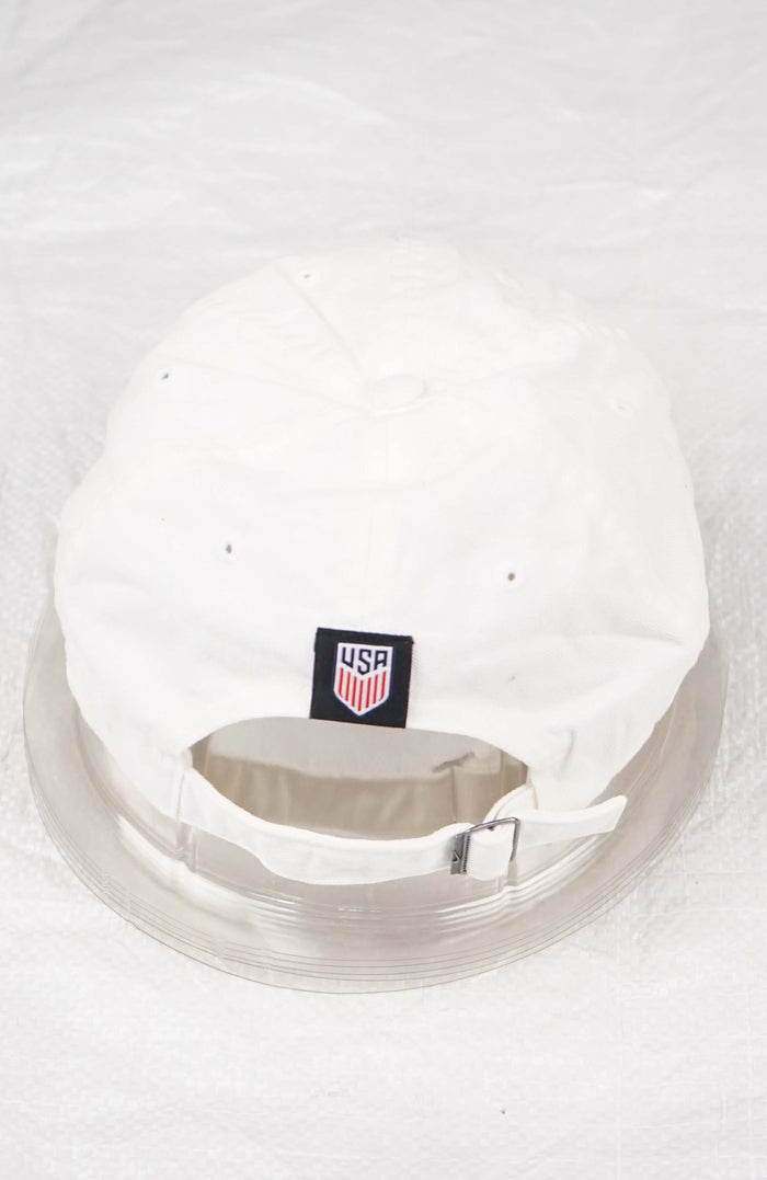VINTAGE NIKE USA HAT