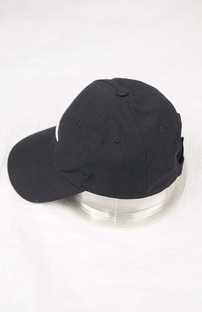 VINTAGE NIKE HAT