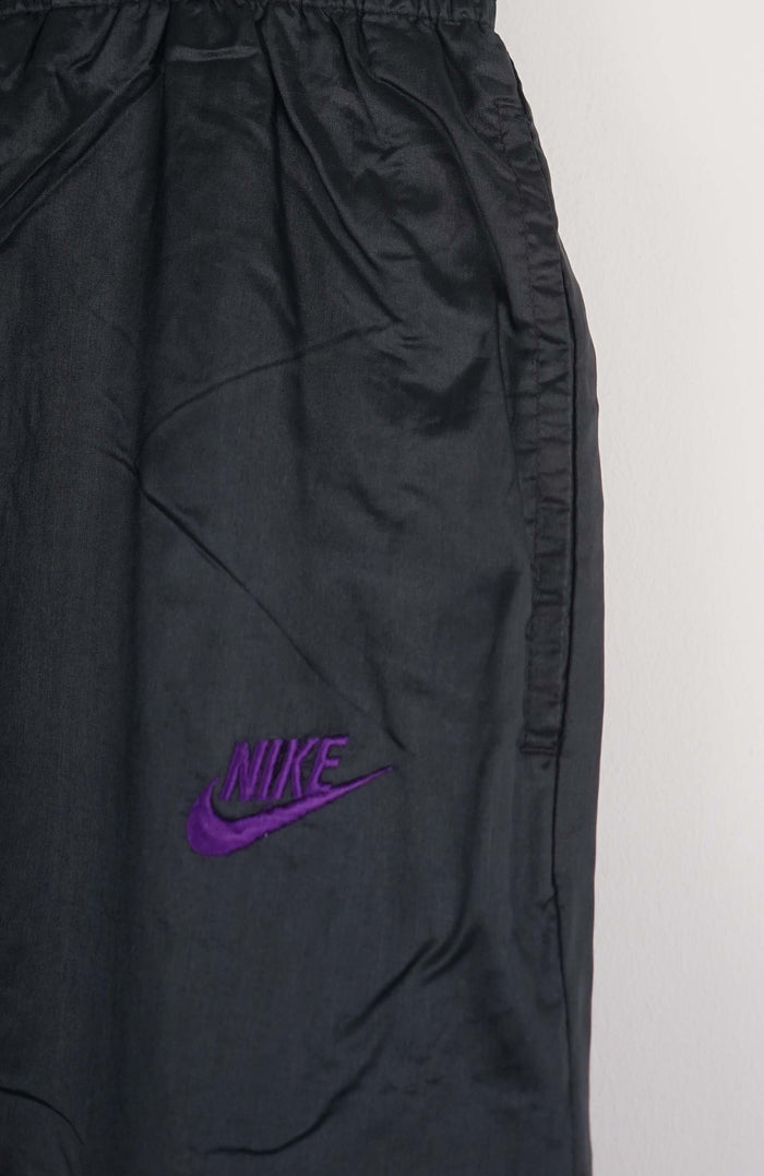 VINTAGE NIKE TRACK PANTS (XL)