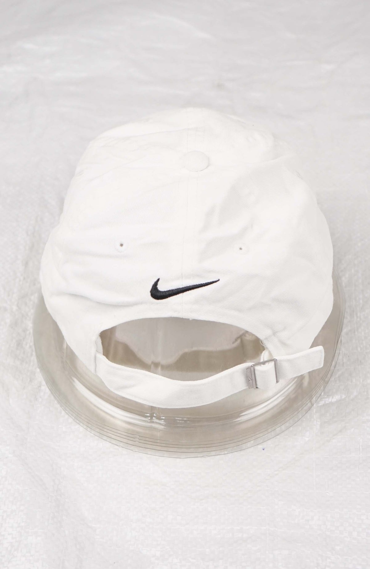 VINTAGE NIKE SEOUL HAT