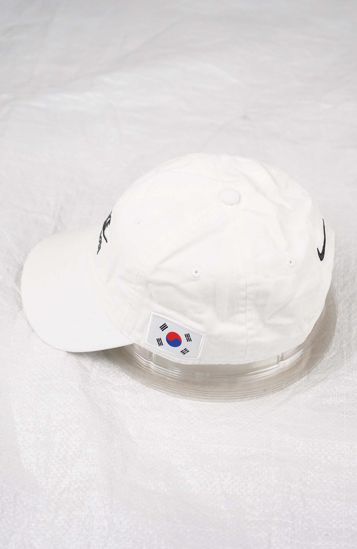 VINTAGE NIKE SEOUL HAT