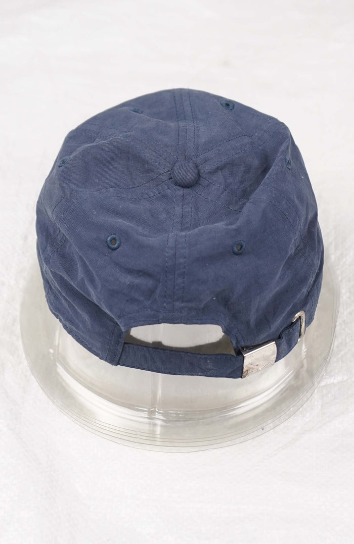 VINTAGE NIKE HAT