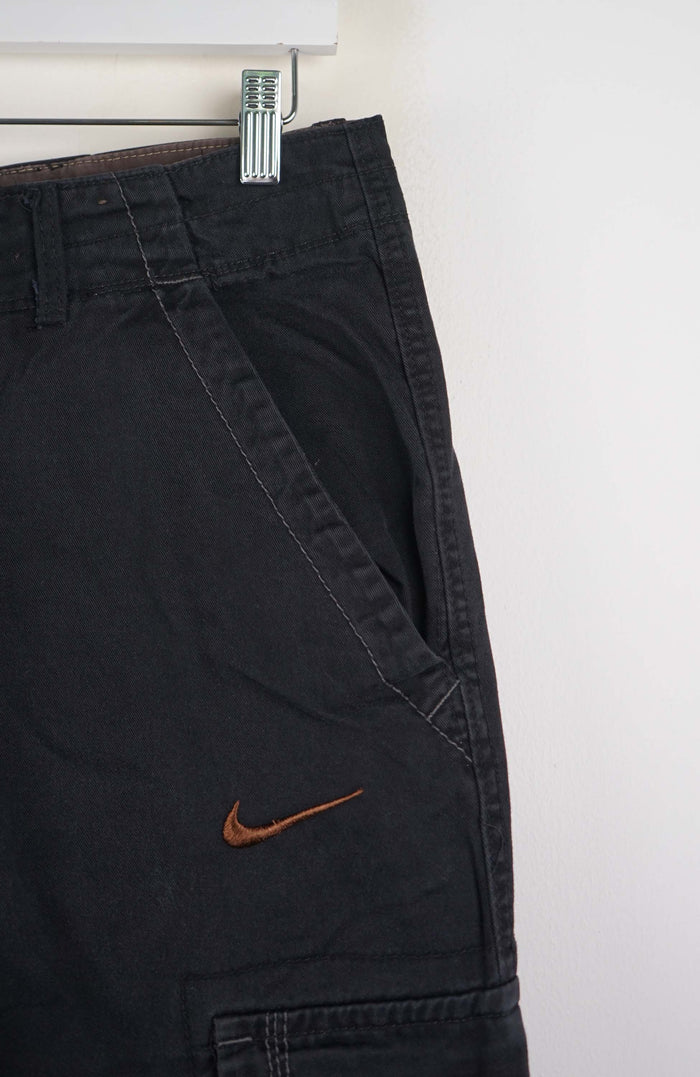VINTAGE REWORK CARGO SHORTS W32