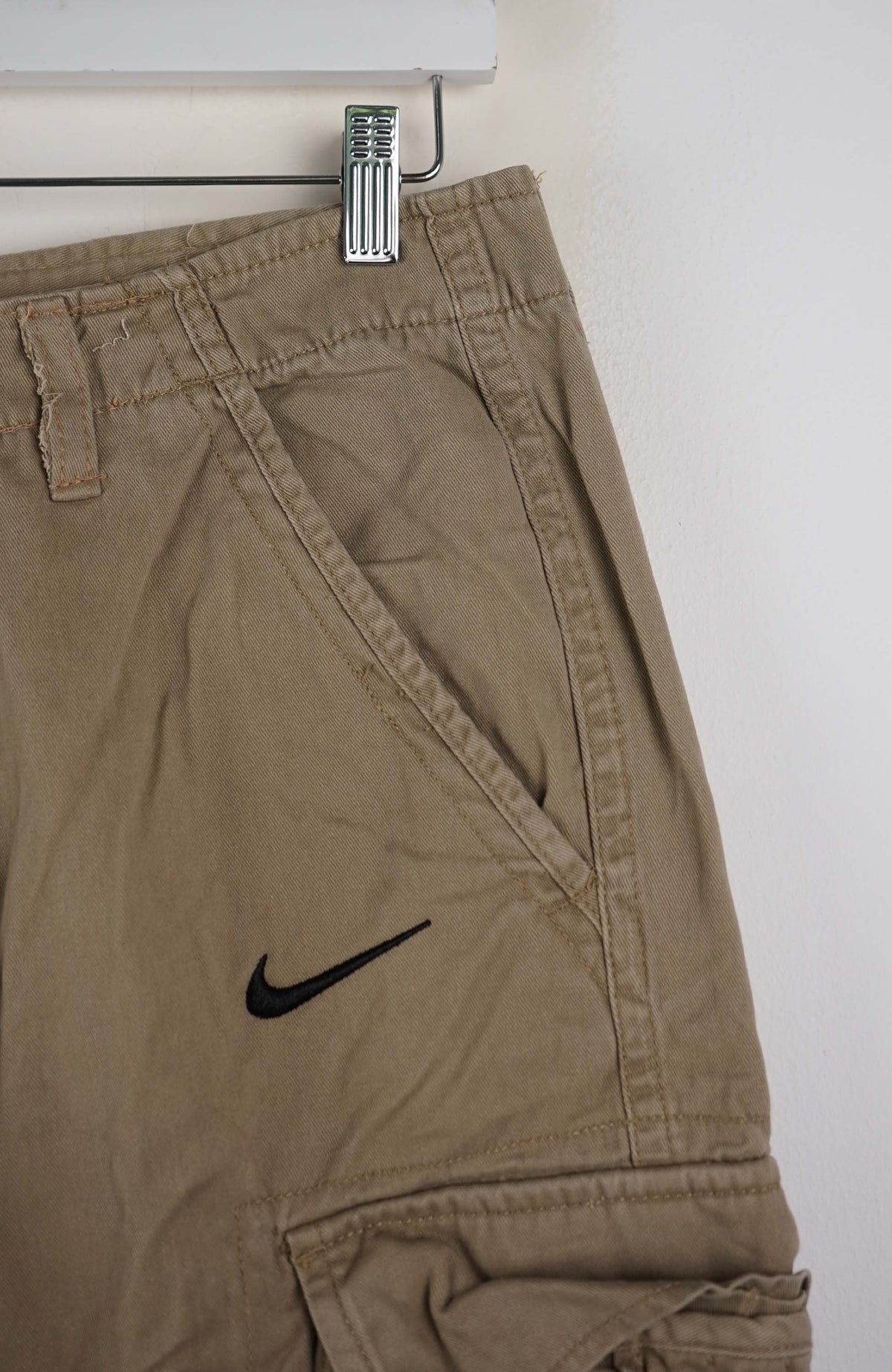 VINTAGE REWORK CARGO SHORTS W30