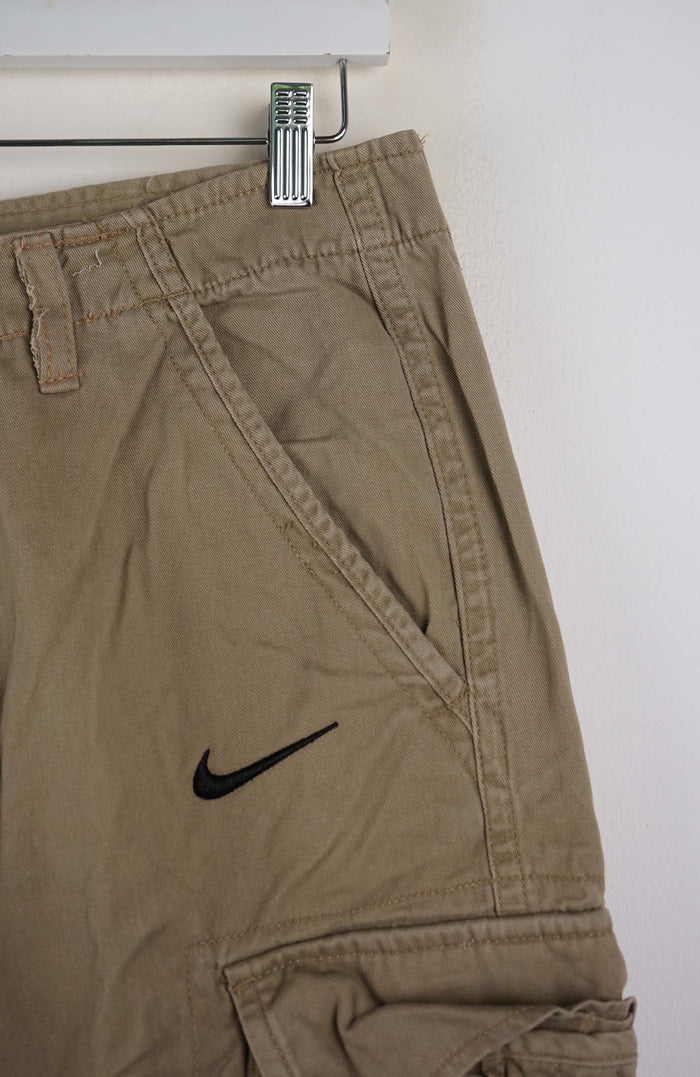 VINTAGE REWORK CARGO SHORTS W30