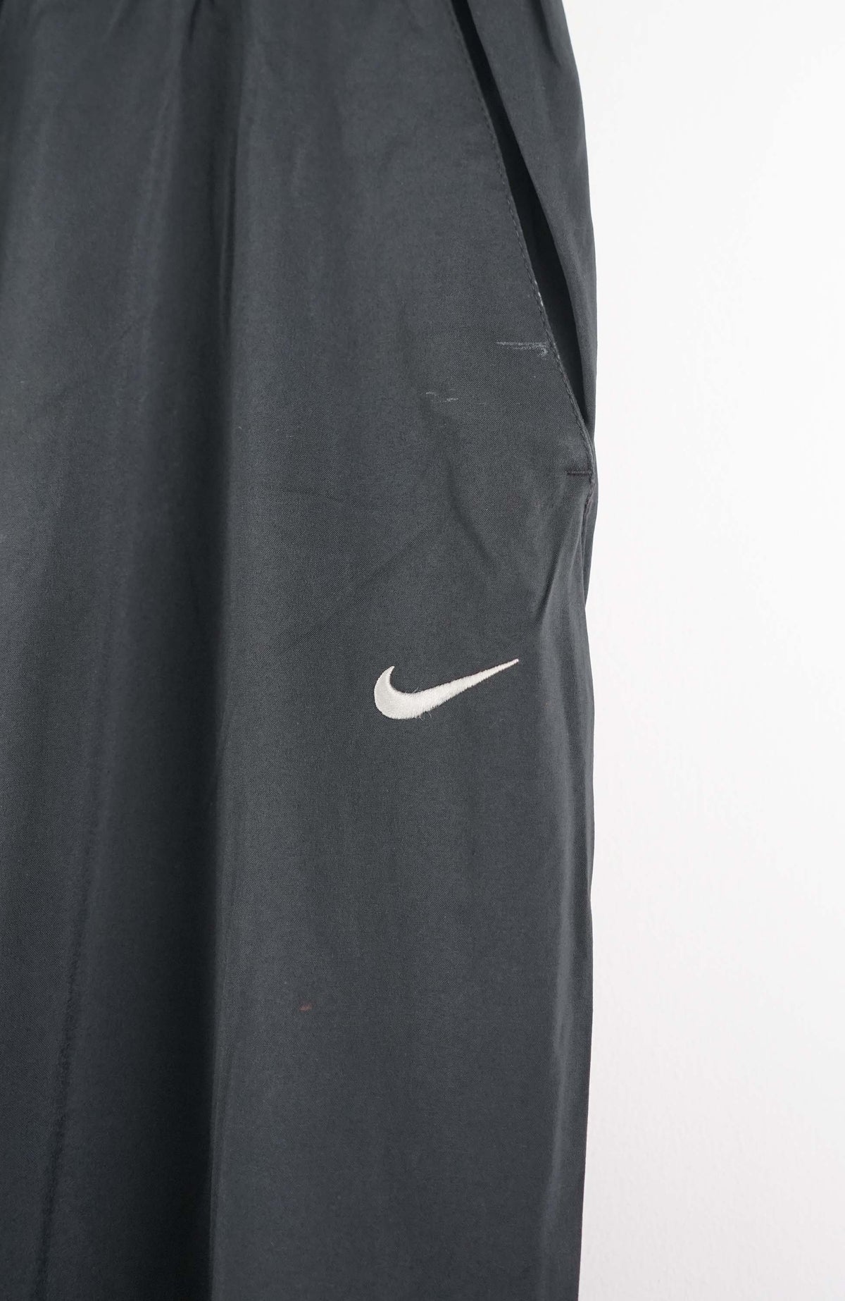 VINTAGE NIKE 3/4 TRACK PANTS (L)