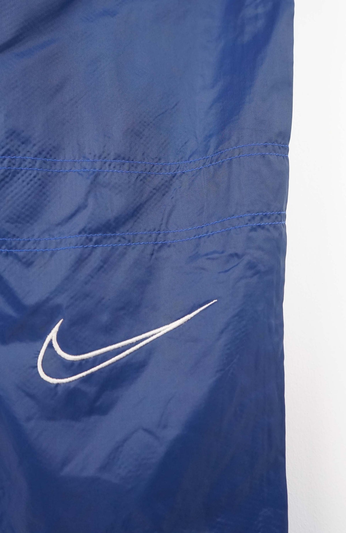 VINTAGE NIKE TRACK PANTS (M)