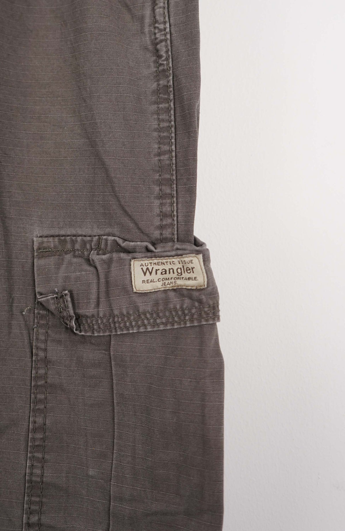 VINTAGE WRANGLER CARGO PANTS W38