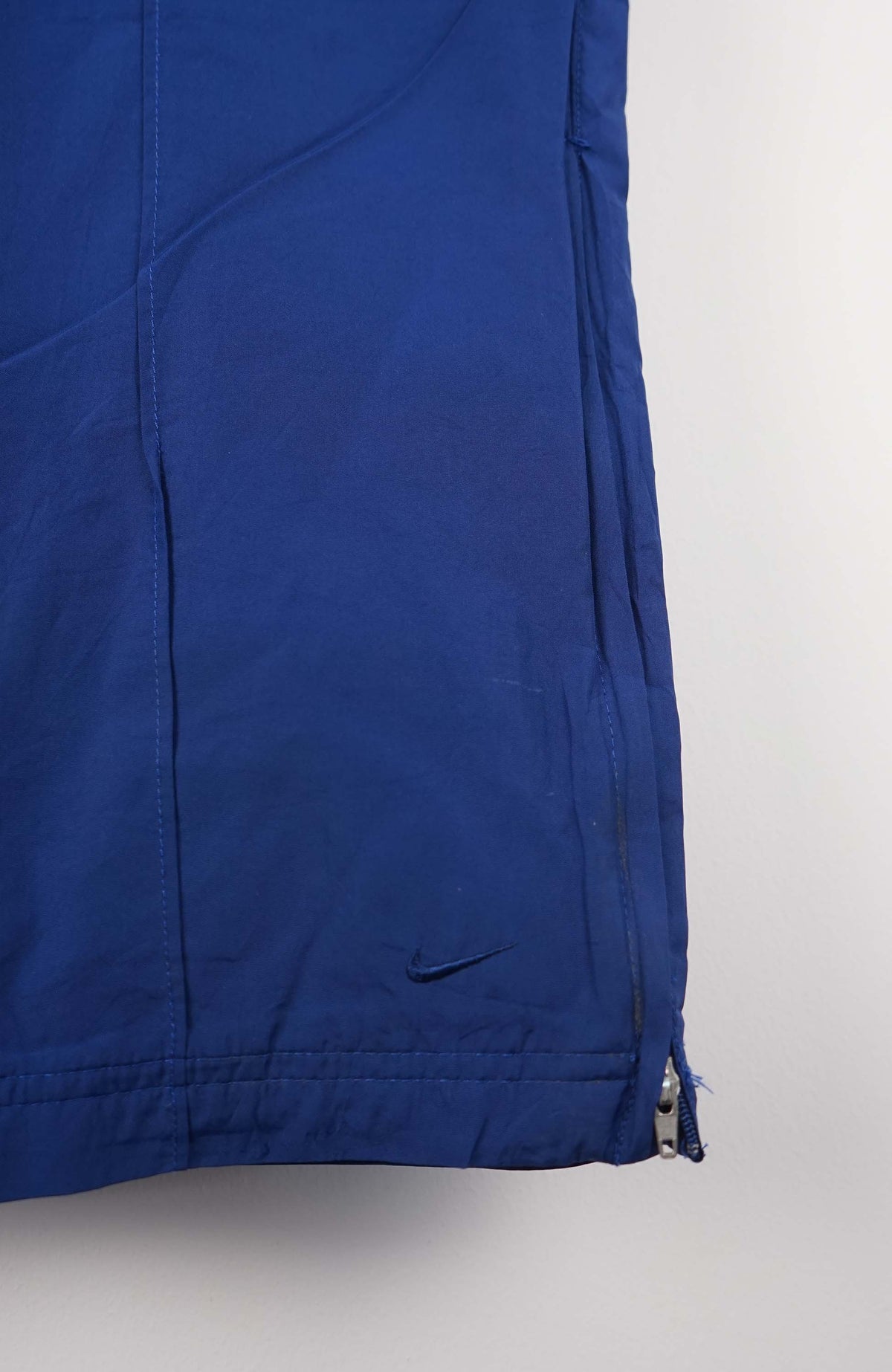 VINTAGE NIKE TRACK PANTS (M)