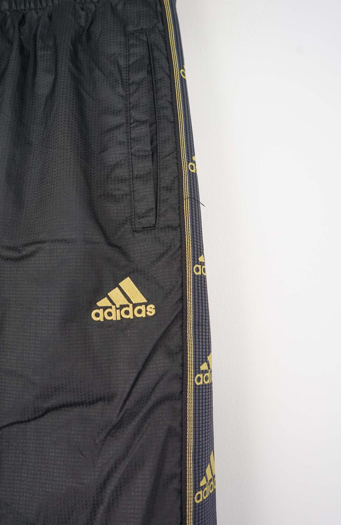 VINTAGE ADIDAS TRACK PANTS (S)