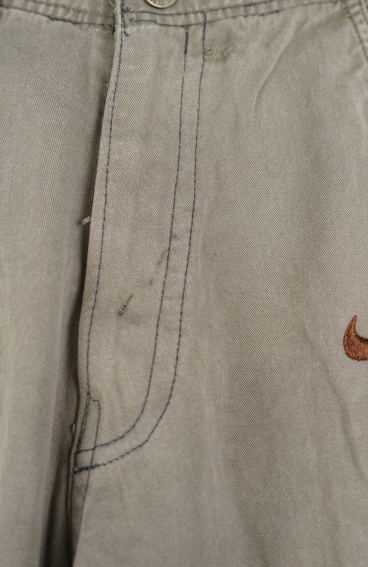 VINTAGE REWORK CARGO SHORTS W28