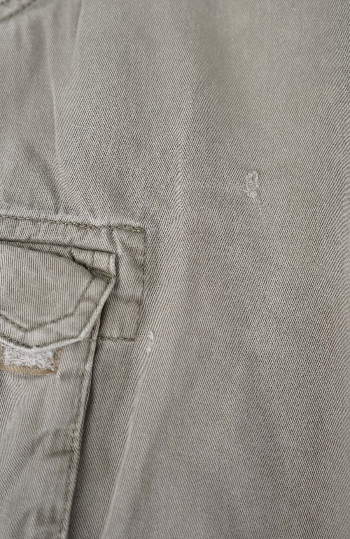 VINTAGE REWORK CARGO SHORTS W28