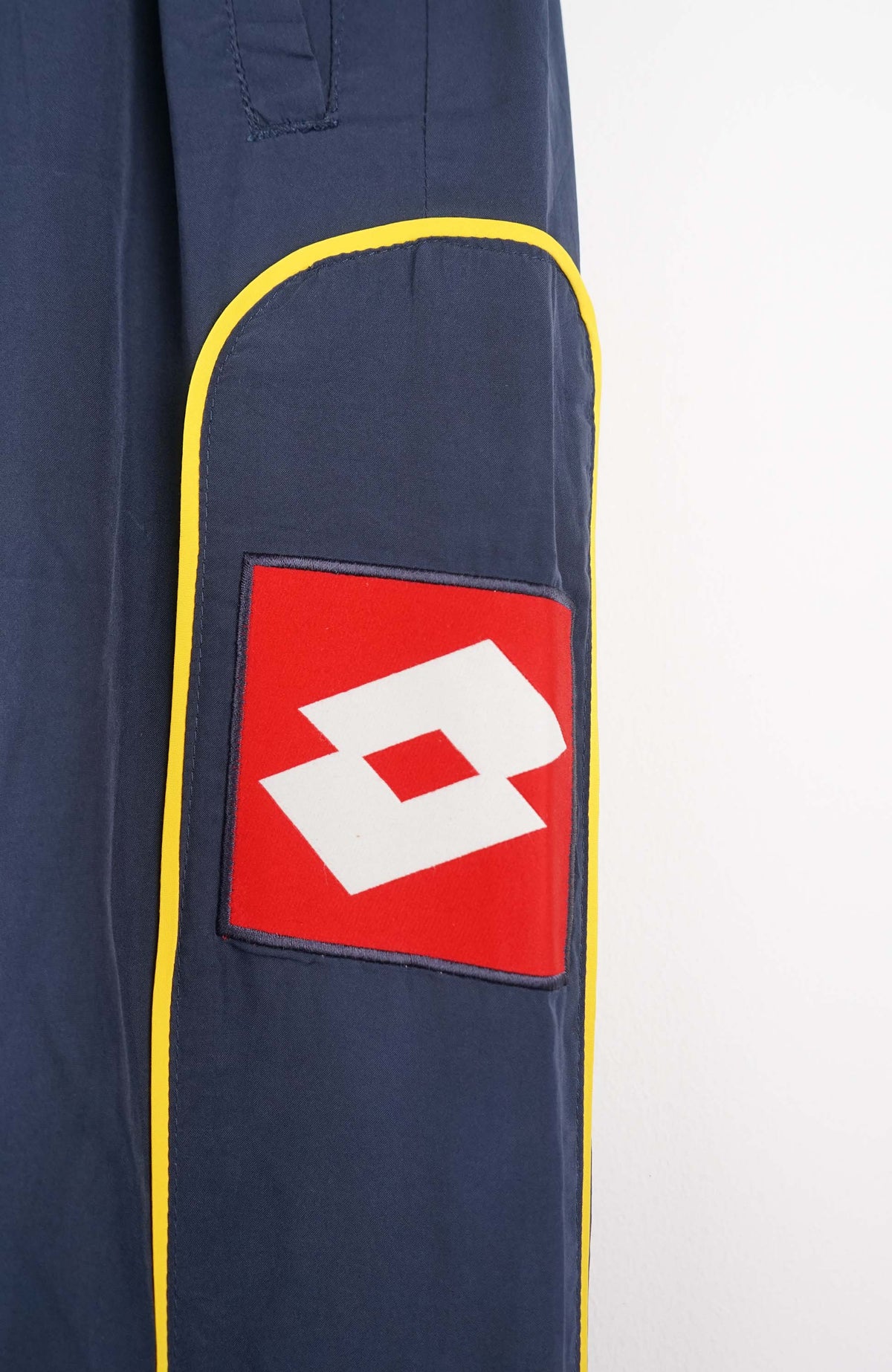 VINTAGE LOTTO TRACK PANTS (XL)