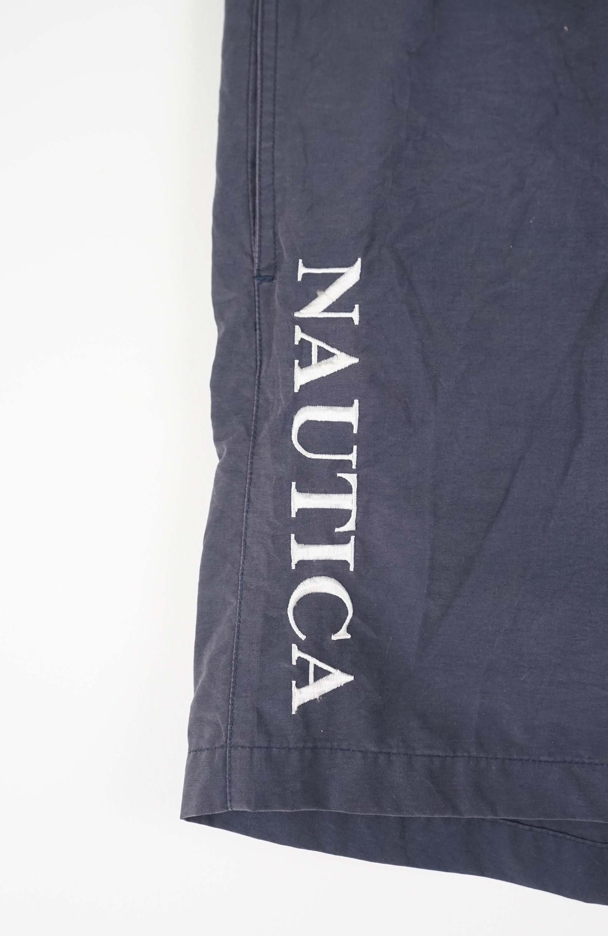 VINTAGE NAUTICA ACTIVE SHORTS W38
