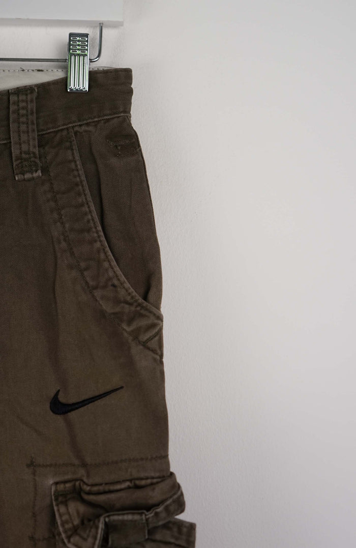 VINTAGE REWORK CARGO SHORTS W30