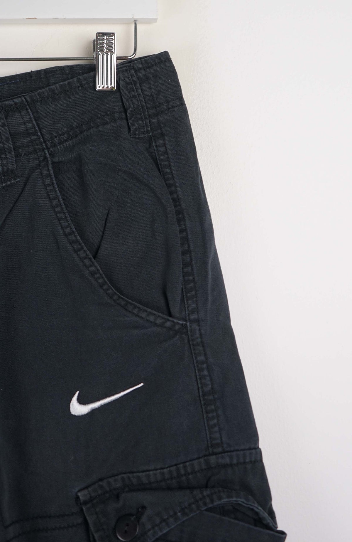 VINTAGE REWORK CARGO SHORTS W30