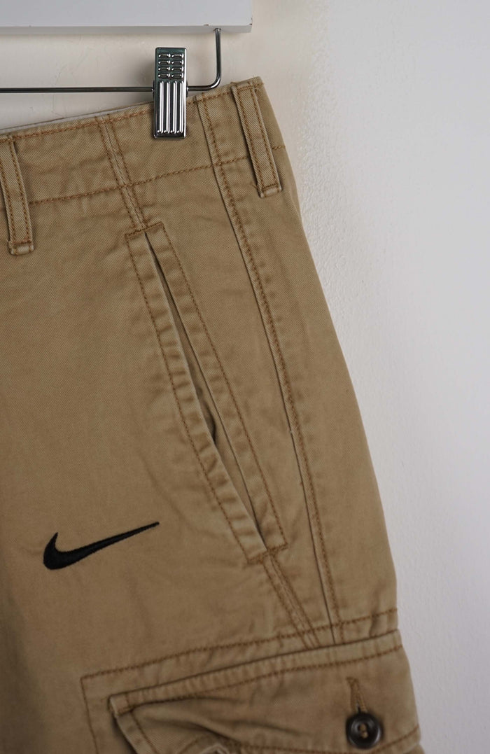 VINTAGE REWORK CARGO SHORTS W29