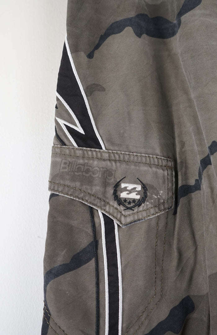 VINTAGE BILLABONG BOARD SHORTS W36