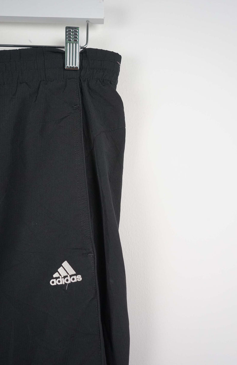 VINTAGE ADIDAS 3/4 TRACK PANTS (S)