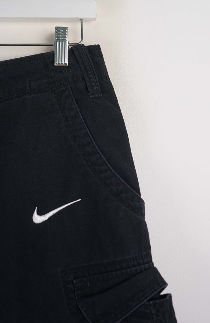 VINTAGE REWORK CARGO SHORTS W29