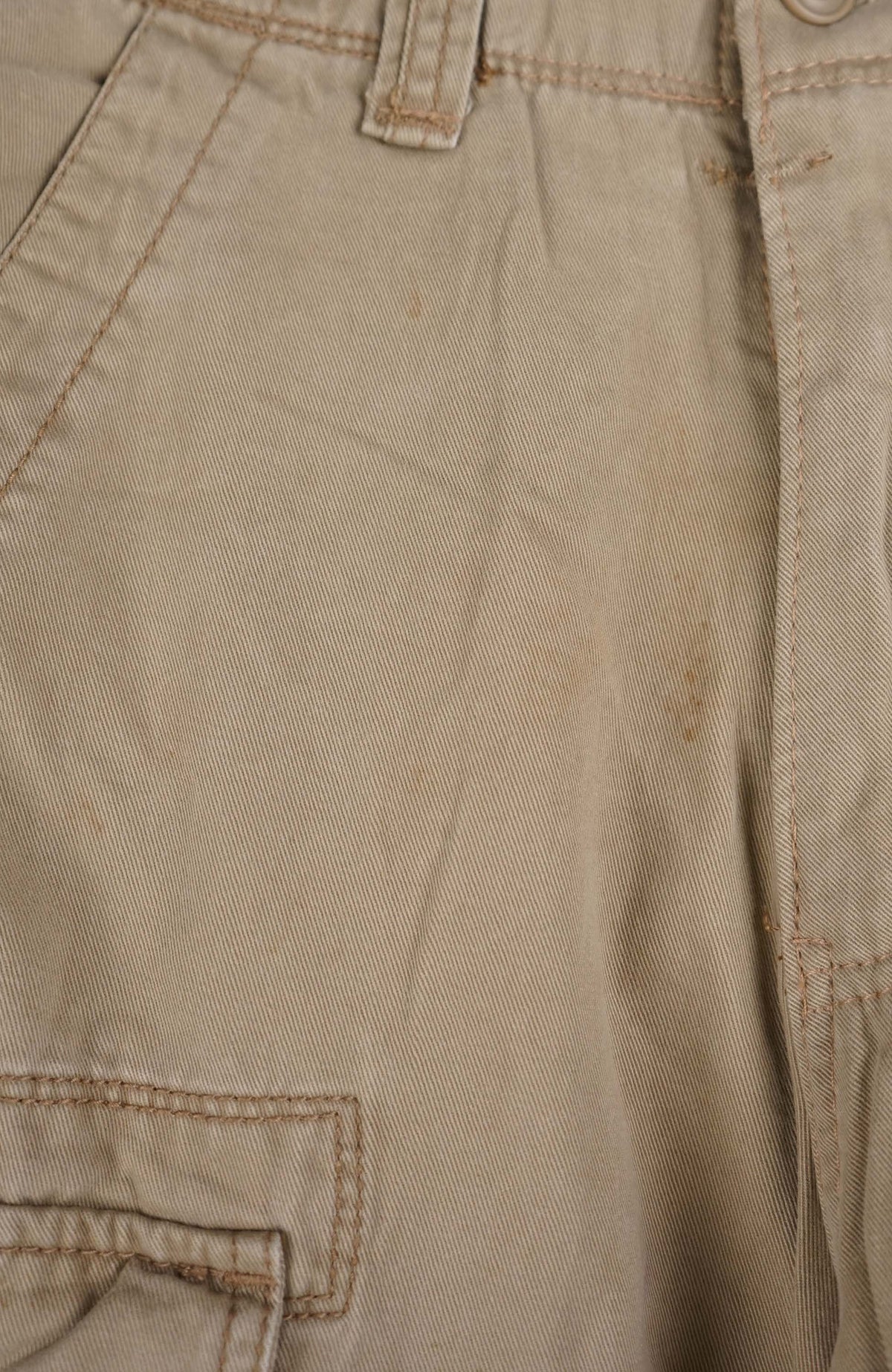 VINTAGE REWORK CARGO SHORTS W28