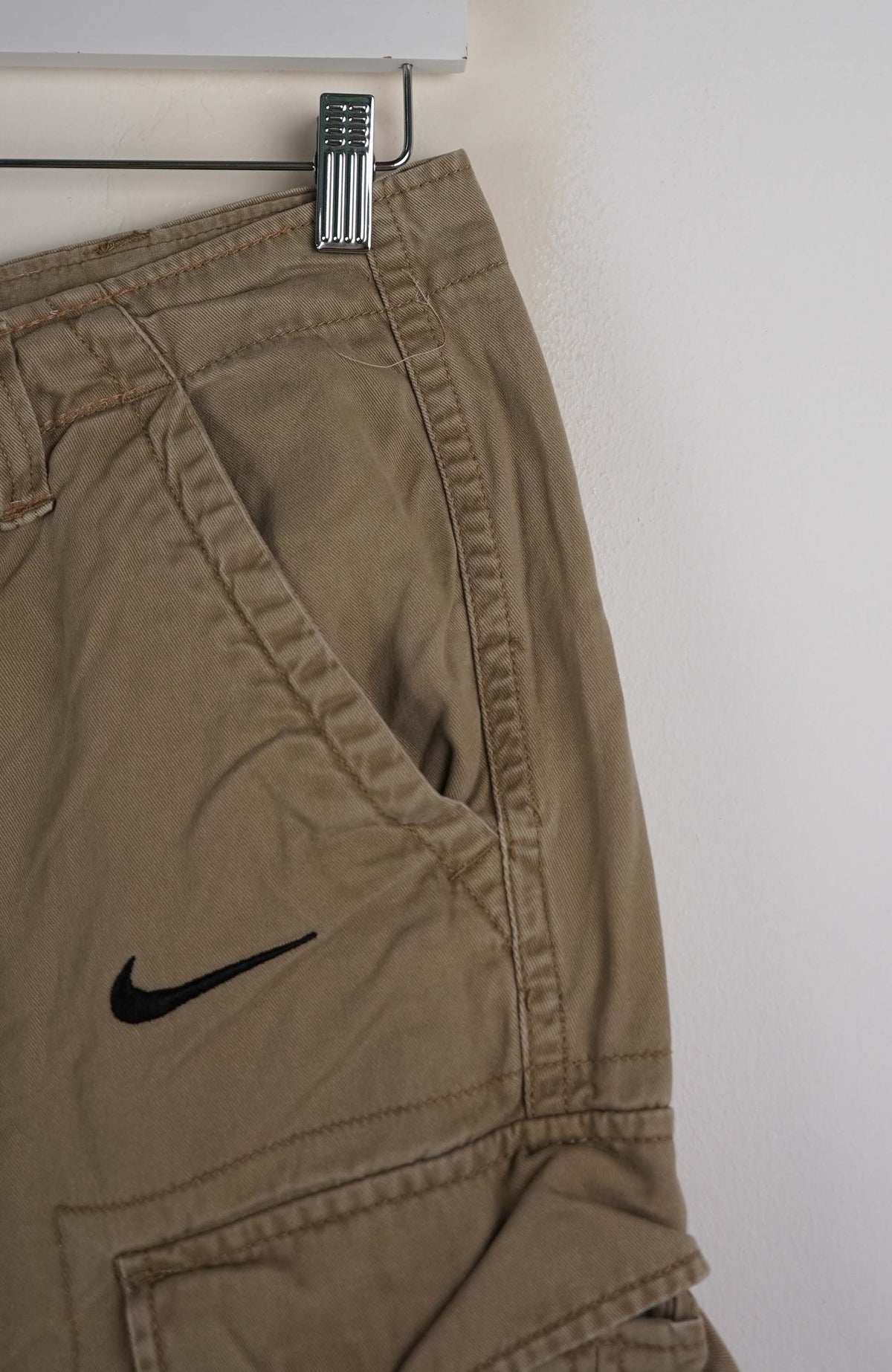 VINTAGE REWORK CARGO SHORTS W30