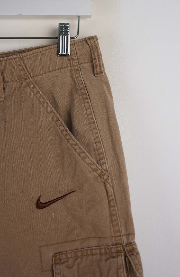 VINTAGE REWORK CARGO SHORTS W30