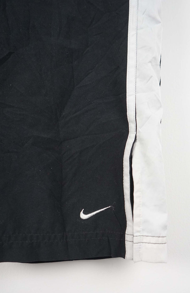 VINTAGE NIKE 3/4 TRACK PANTS (S)