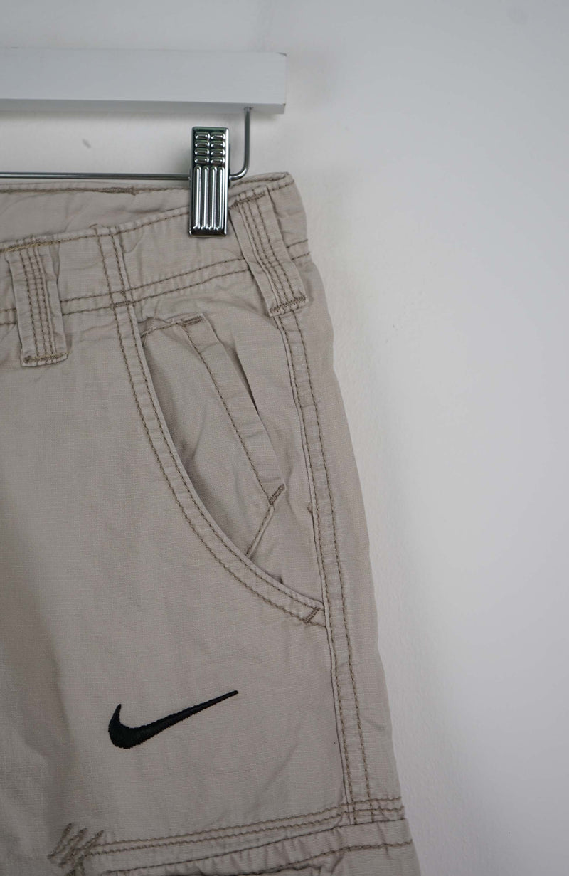 VINTAGE REWORK CARGO SHORTS W28