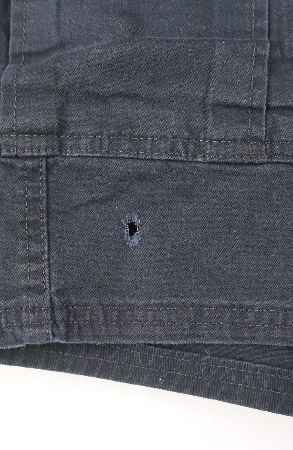 VINTAGE REWORK CARGO SHORTS W28