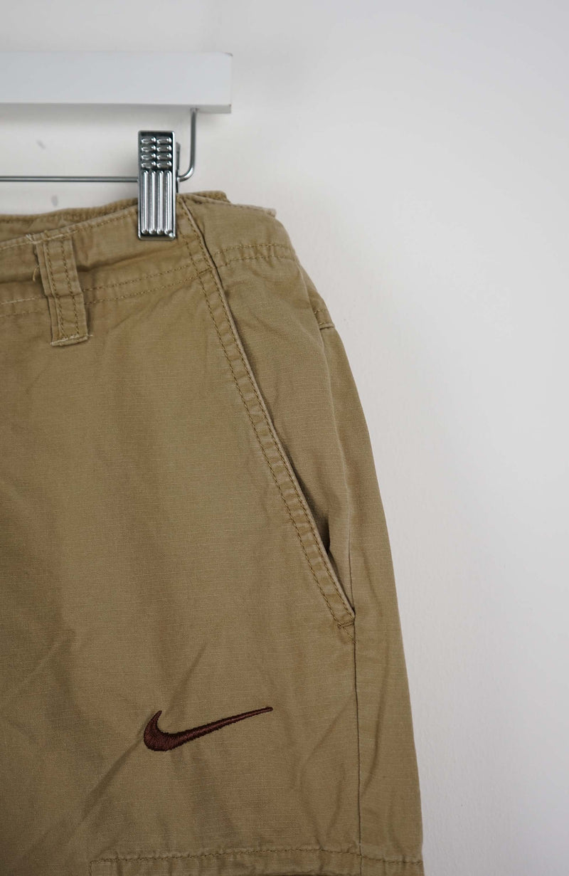 VINTAGE REWORK CARGO SHORTS W32