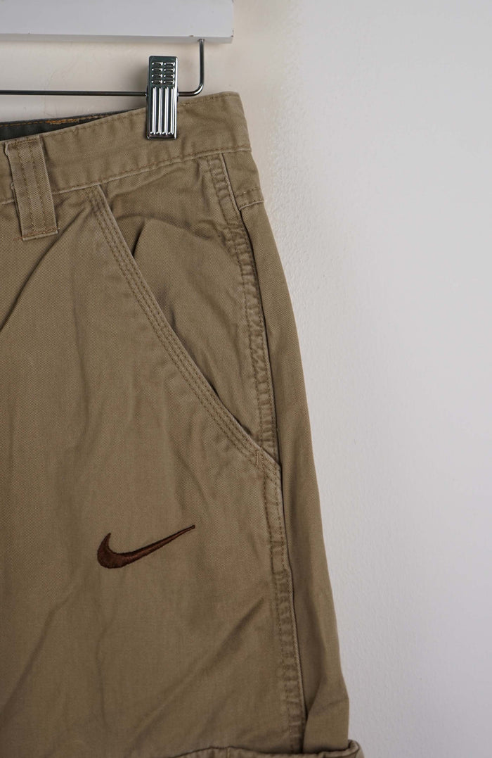 VINTAGE REWORK CARGO SHORTS W29