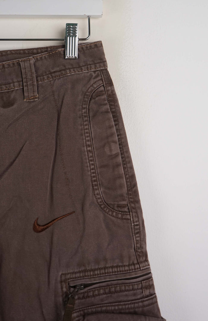 VINTAGE REWORK CARGO SHORTS W30