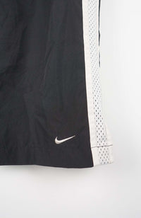 VINTAGE NIKE 3/4 TRACK PANT SHORTS (L)