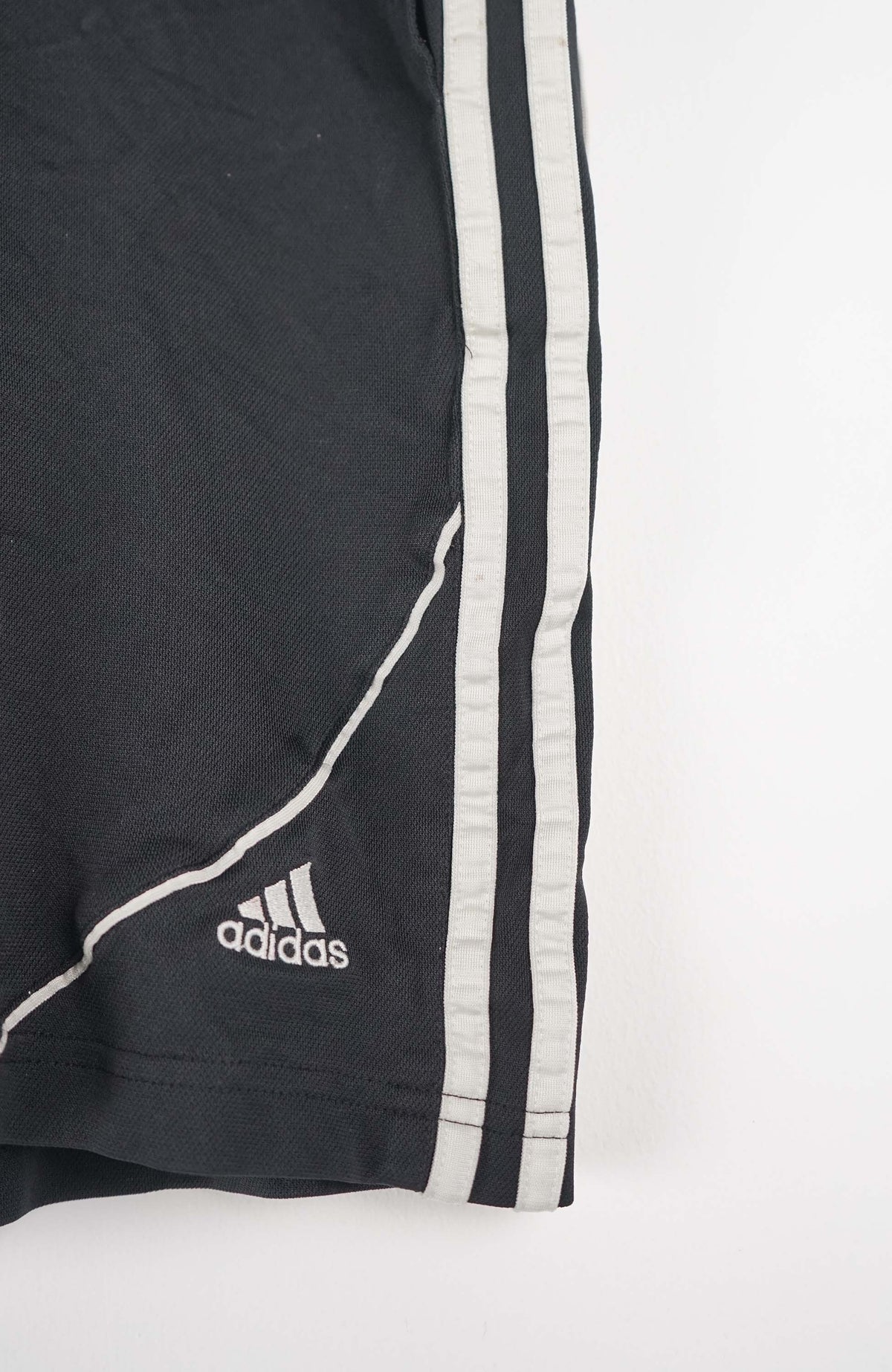 VINTAGE ADIDAS JERSEY SHORTS W33