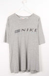 VINTAGE NIKE T-SHIRT (XXL)