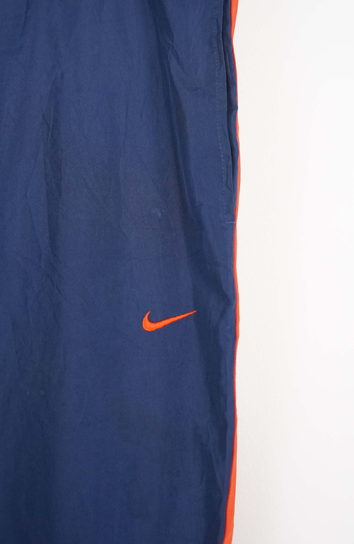 VINTAGE NIKE TRACK PANTS (XL)