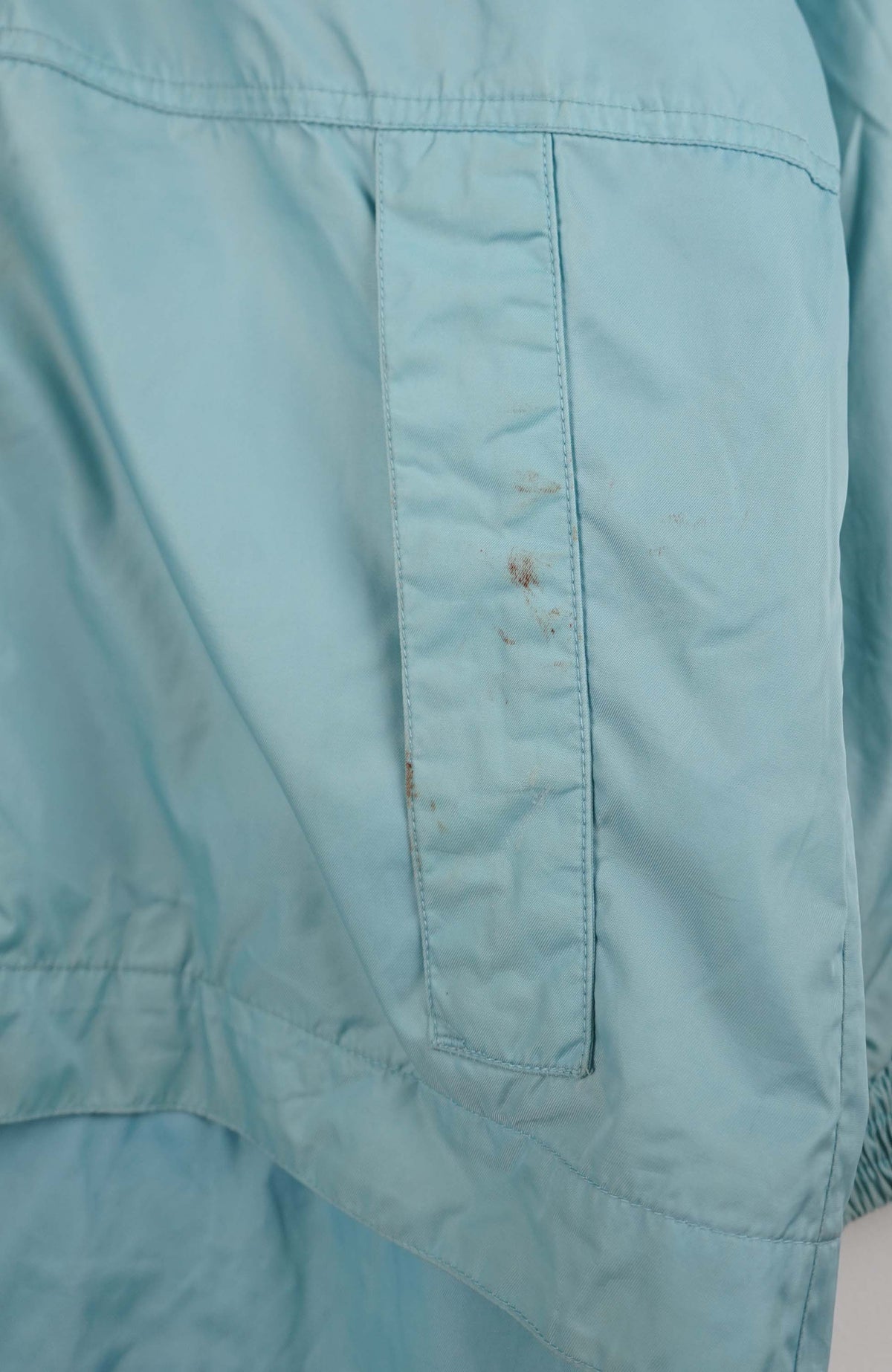 VINTAGE NIKE WINDBREAKER (S)