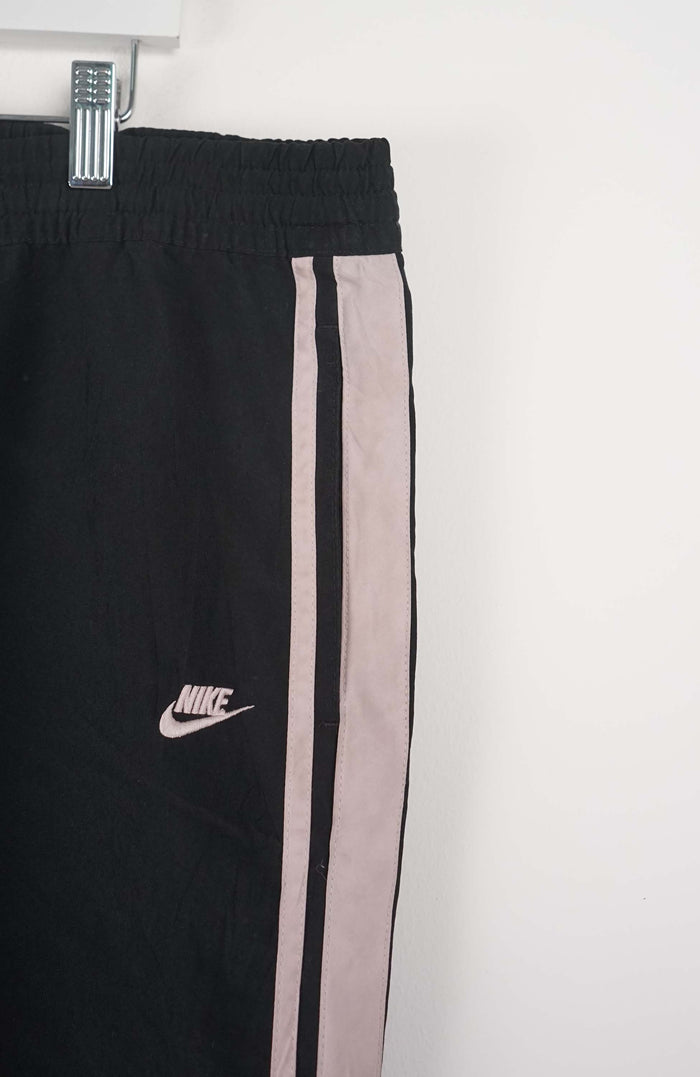 VINTAGE ADIDAS 3/4 TRACK PANT SHORTS (XXL)